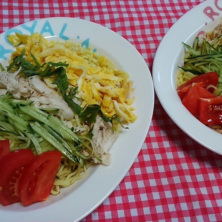 ササミと卵ときゅうりとトマトと大葉の冷やし中華 レシピ 作り方 By ミニー7015 楽天レシピ ササミと卵ときゅうりとトマトと大葉の冷やし中華 レシピ 作り方 By ミニー7015 楽天レシピ